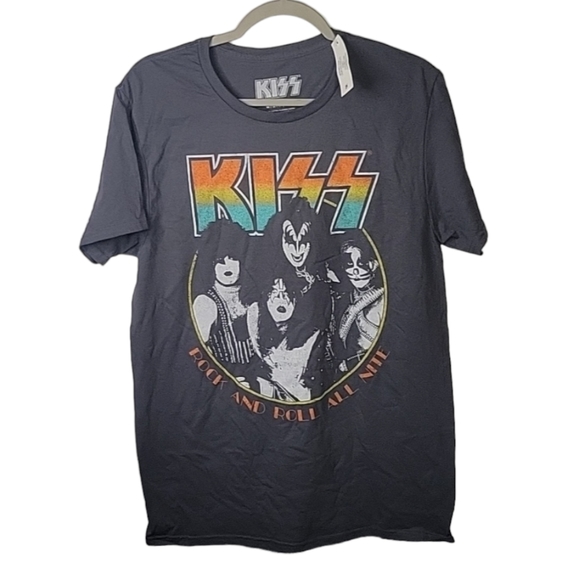 KISS Tops - NWT! KISS Graphic Band Tee